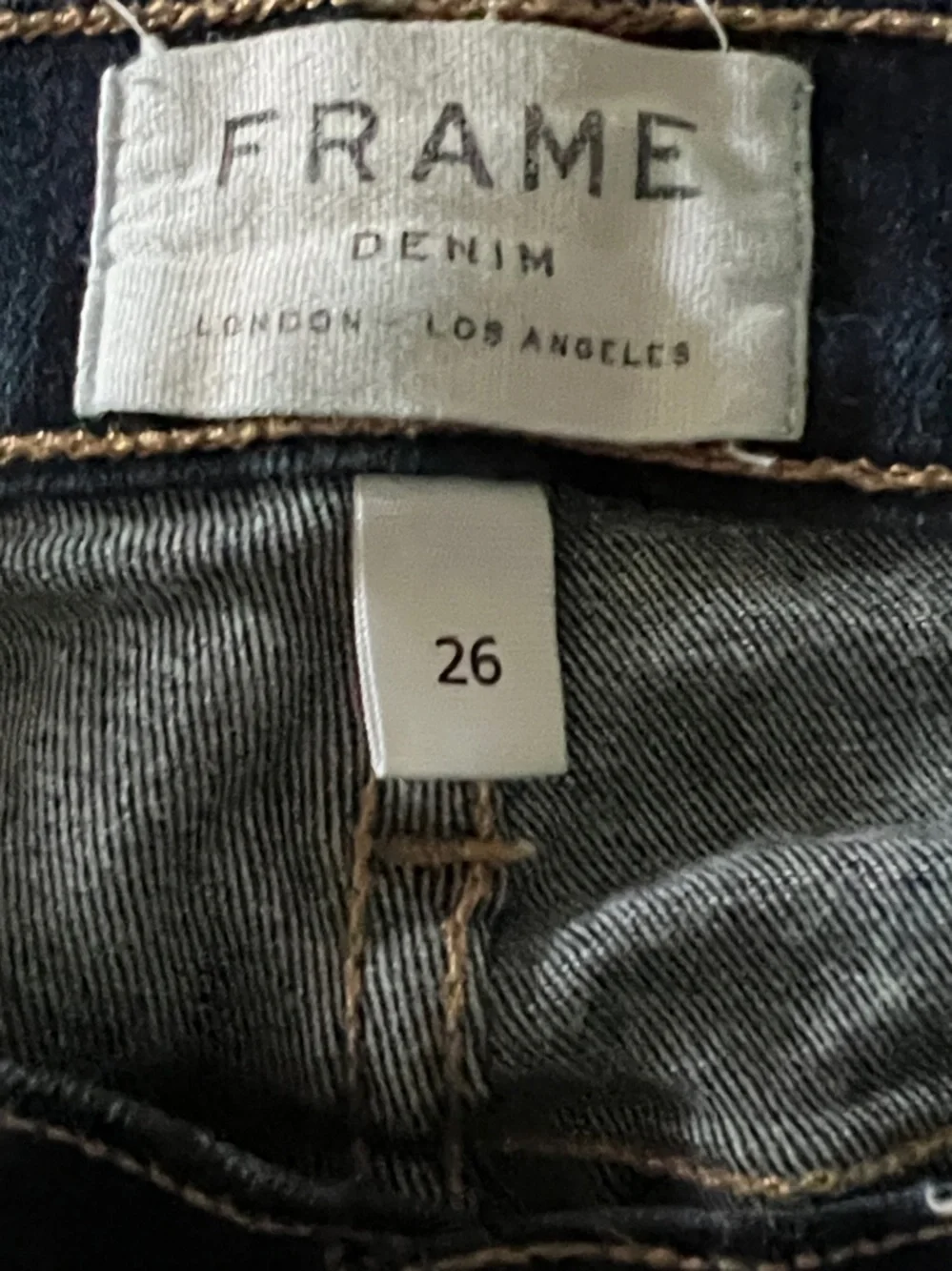 Frame Denim rise 26”